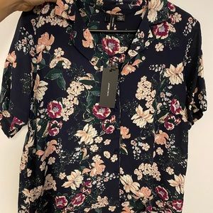 3/$15 - NWT vero moda blouse